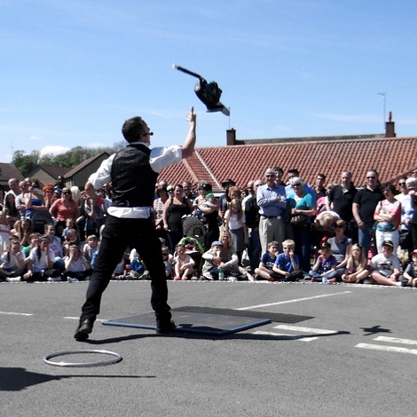 Street Entertainer